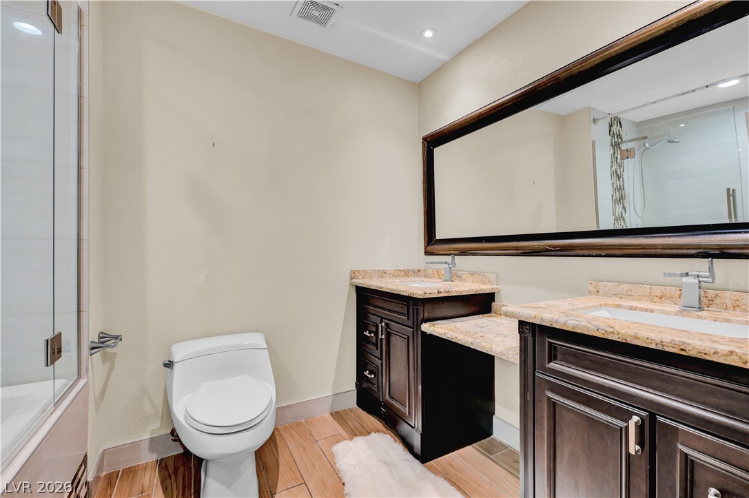2712 West Oakey Boulevard Property Photo 30
