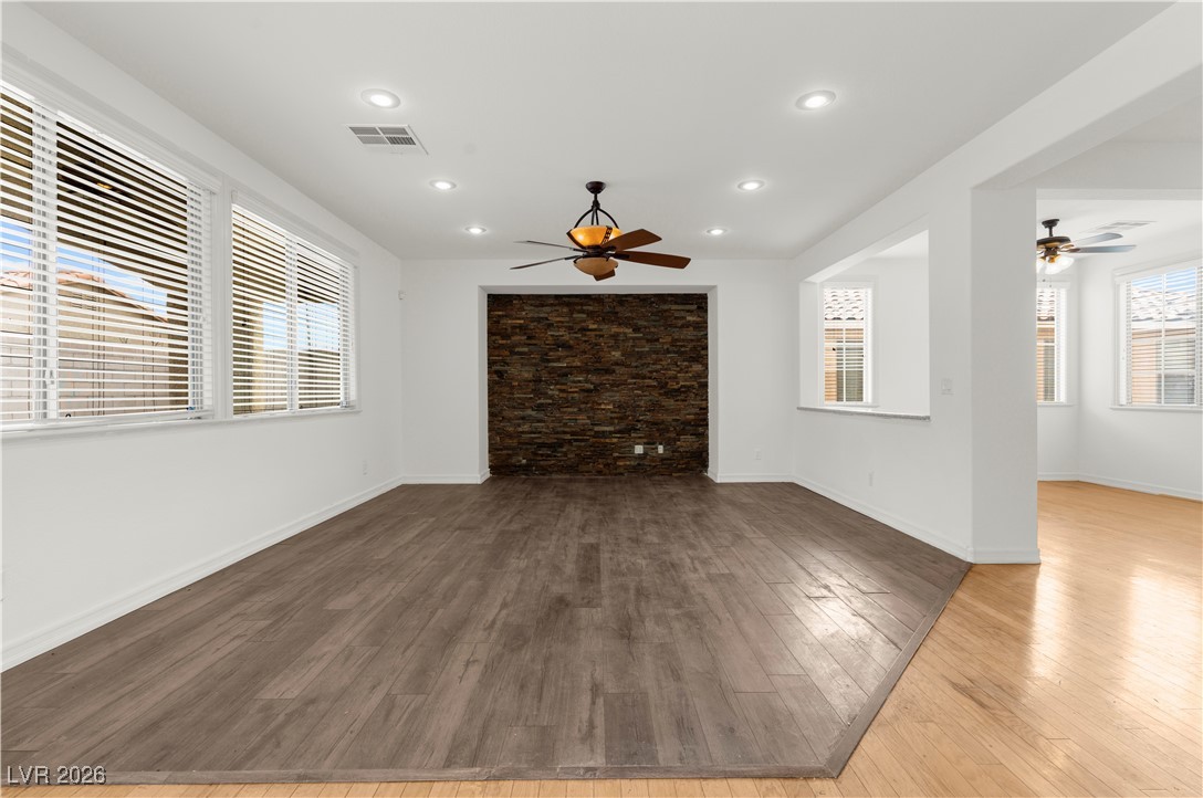 5526 Spruce Hill Court Property Photo 10