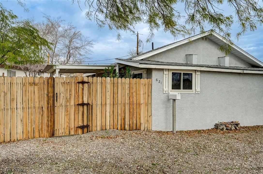 621 Utah Street Property Photo 3
