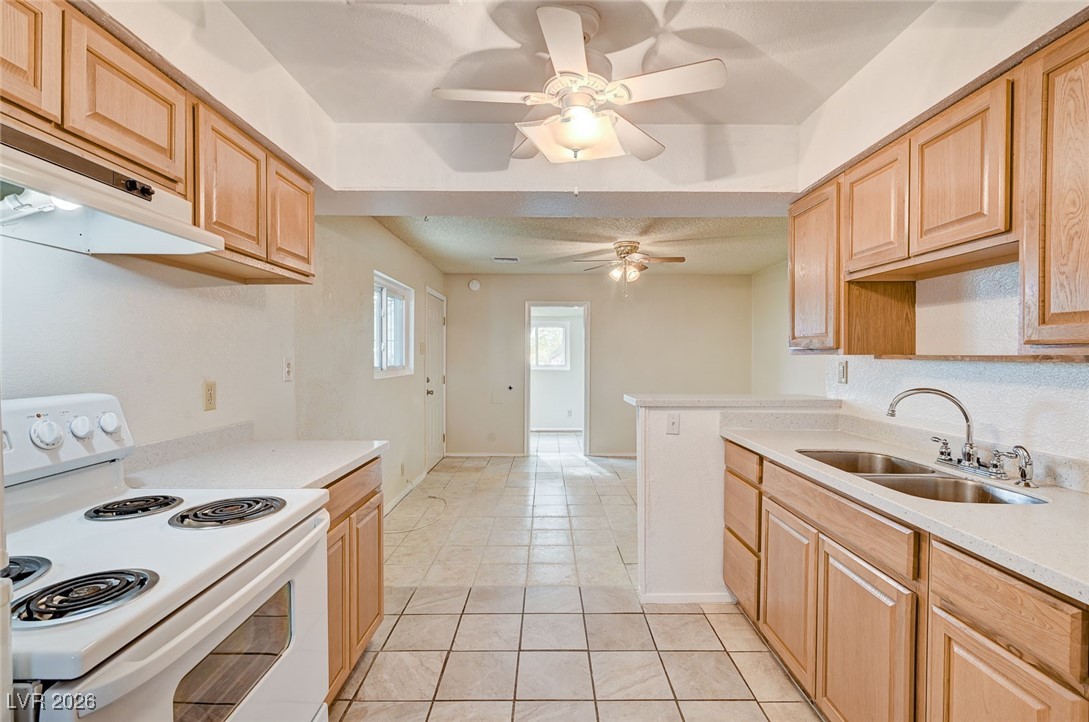 621 Utah Street Property Photo 4
