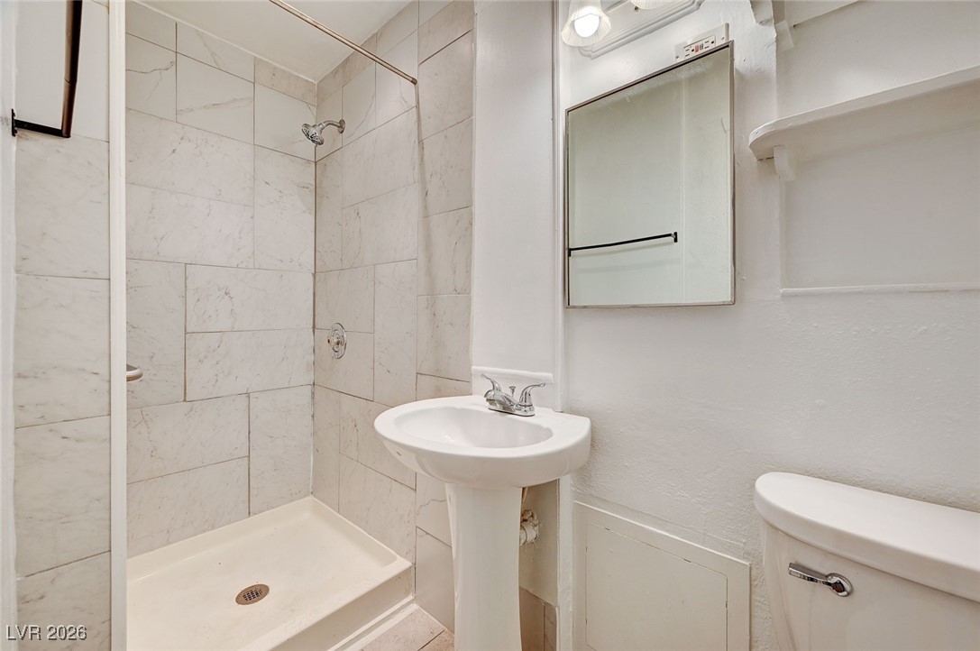 621 Utah Street Property Photo 12