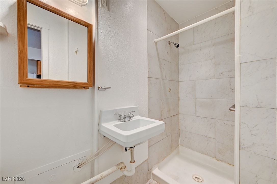 621 Utah Street Property Photo 13
