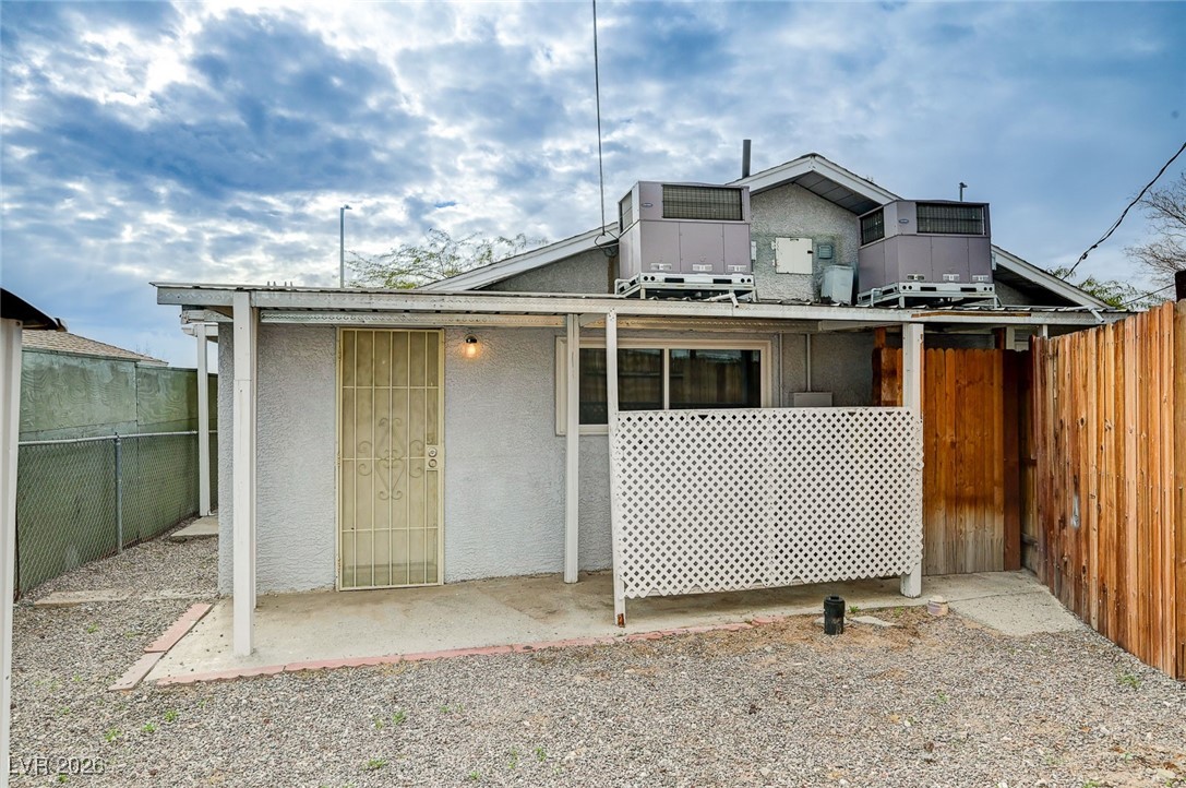 621 Utah Street Property Photo 45