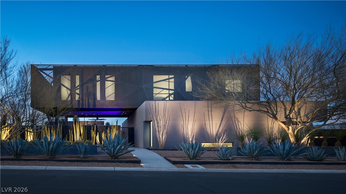 20 Soaring Bird Court Property Photo 2