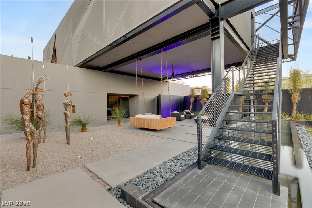 20 Soaring Bird Court Property Photo 11