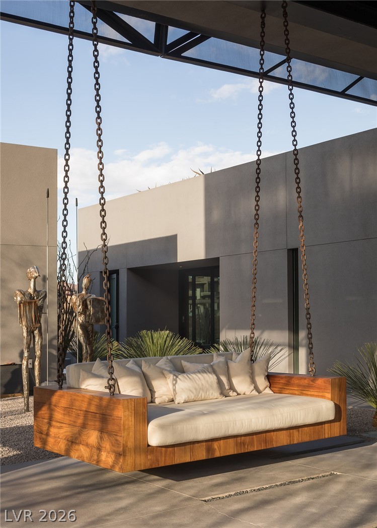 20 Soaring Bird Court Property Photo 12
