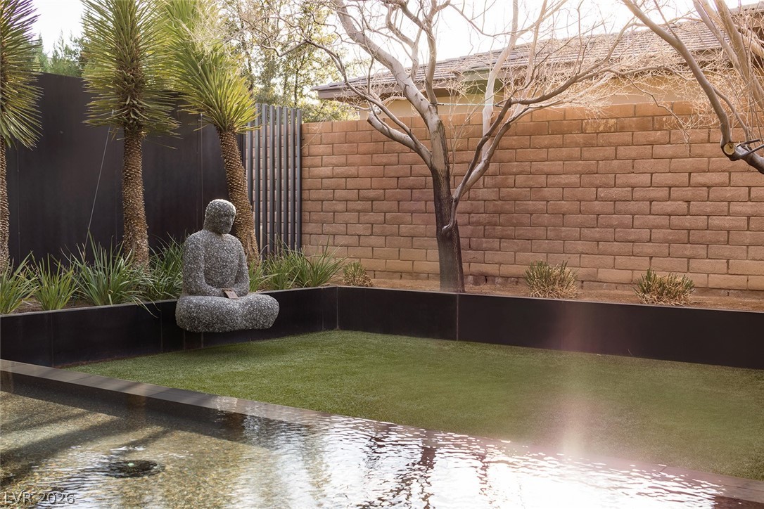 20 Soaring Bird Court Property Photo 13