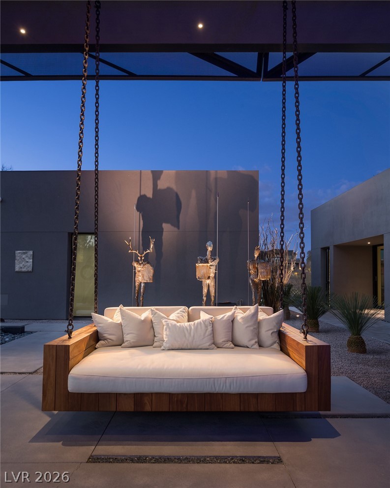 20 Soaring Bird Court Property Photo 16