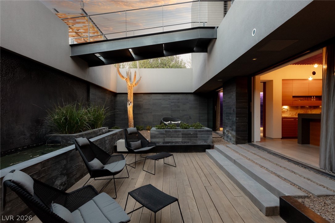 20 Soaring Bird Court Property Photo 38
