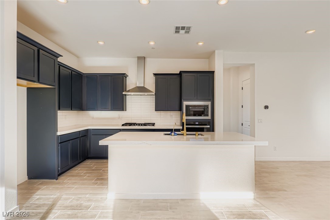 135 Tropea Shore Drive Property Photo 10
