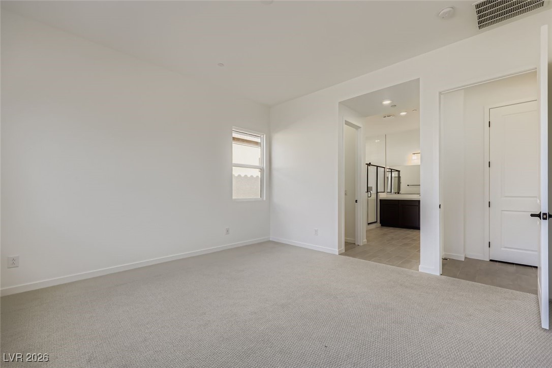 135 Tropea Shore Drive Property Photo 12