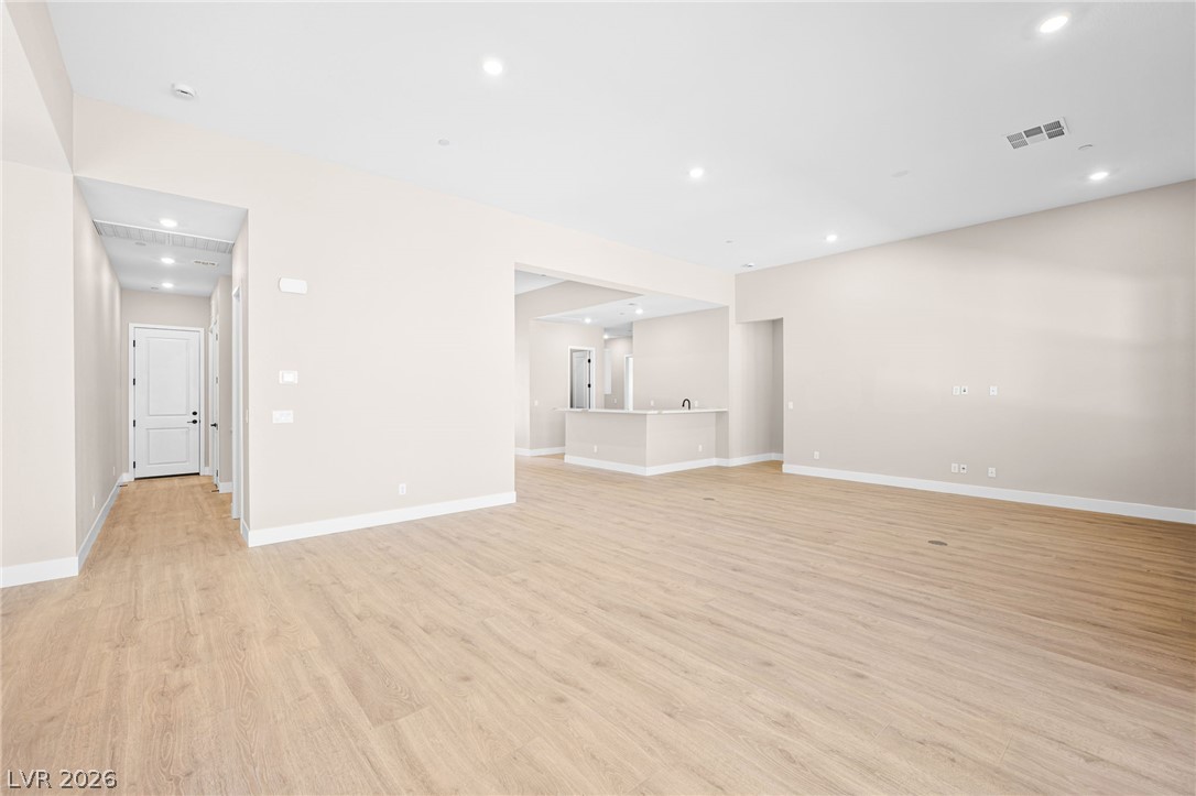 525 Stowell Avenue Property Photo 7