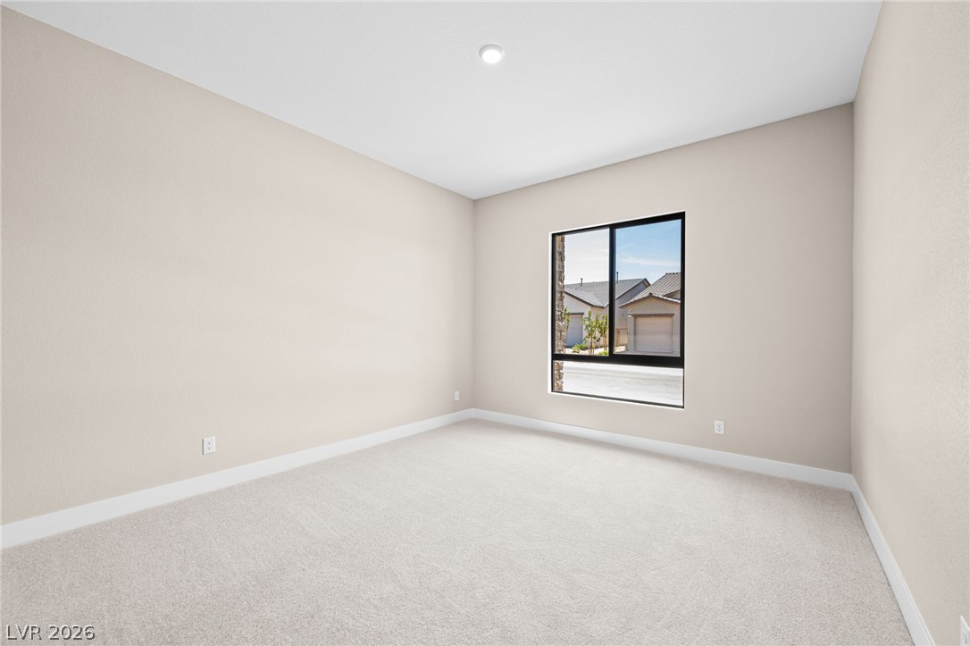 525 Stowell Avenue Property Photo 33