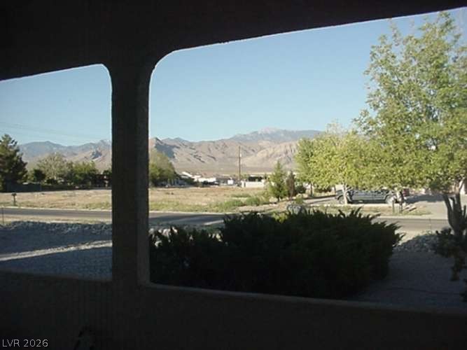 3050 South Rainbow Avenue Property Photo 7