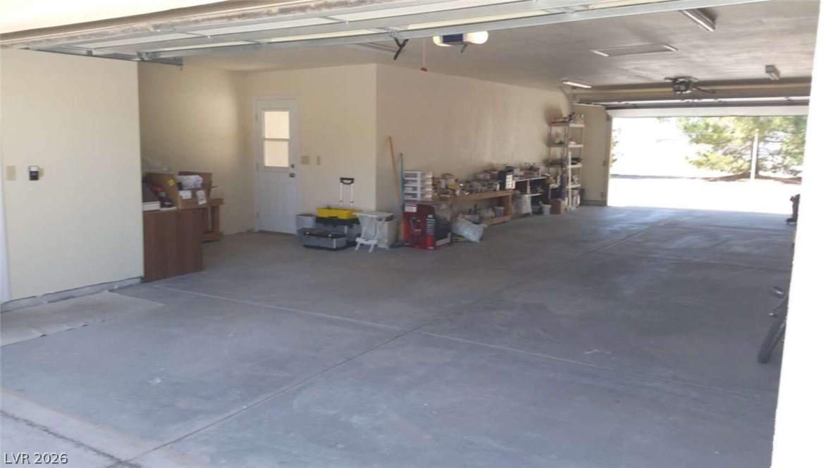 3050 South Rainbow Avenue Property Photo 8