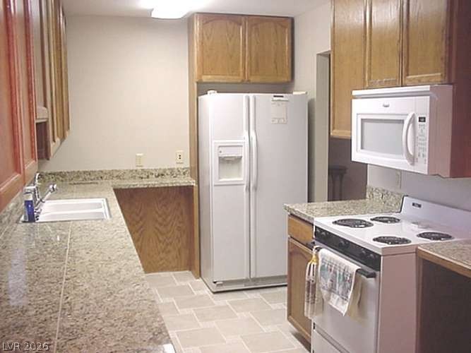 3050 South Rainbow Avenue Property Photo 24