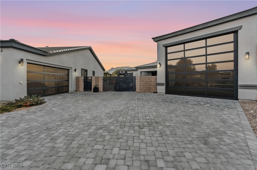 5825 Alice Landing Court Property Photo 13