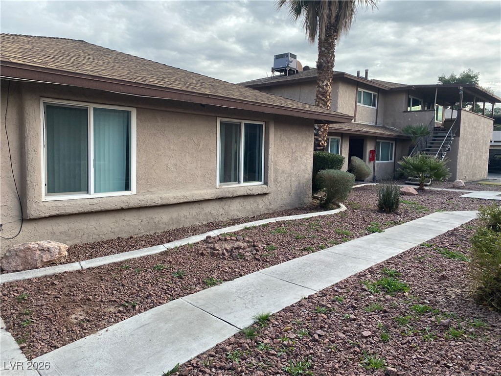 2679 Kline Circle Property Photo 4