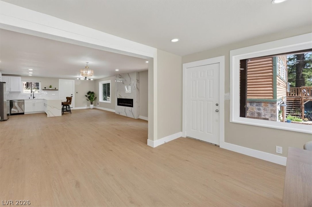 4618 Yellow Pine Avenue Property Photo 6