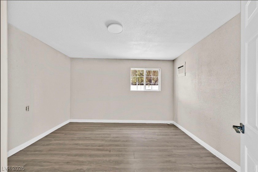 905 Vaughn Street Property Photo 9