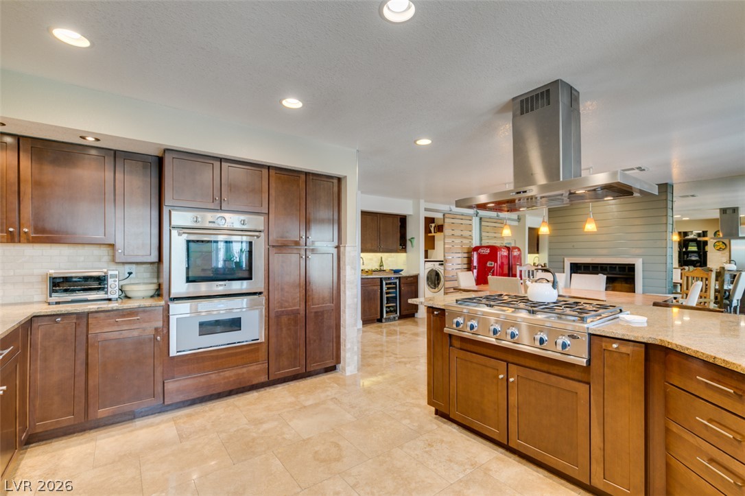 341 Simon Bolivar Drive Property Photo 12