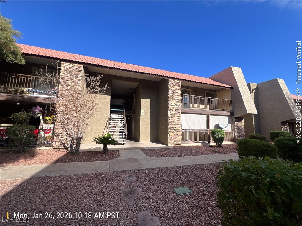 5242 River Glen Drive 441 Property Photo 1