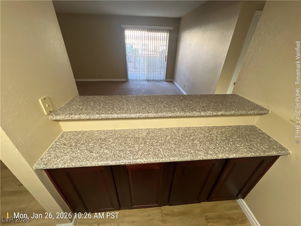 5242 River Glen Drive 441 Property Photo 5