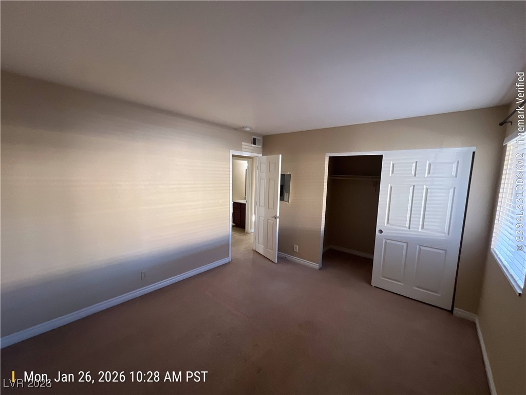 5242 River Glen Drive 441 Property Photo 6