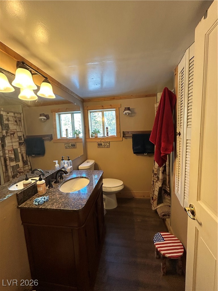 1330 West Strawberry Point Road Property Photo 11
