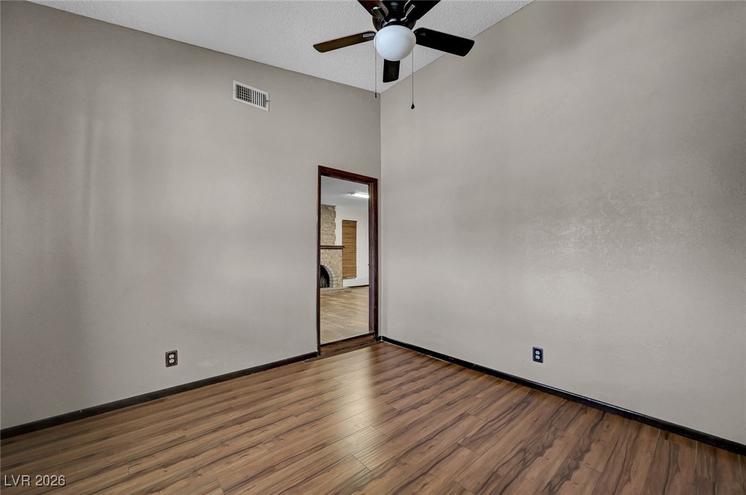 6975 Obannon Drive Property Photo 32