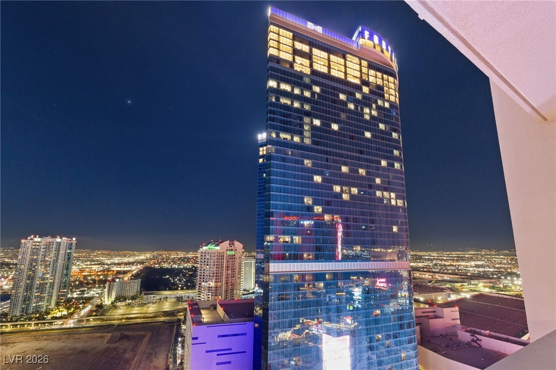2700 Las Vegas Boulevard 3705 Property Photo 22