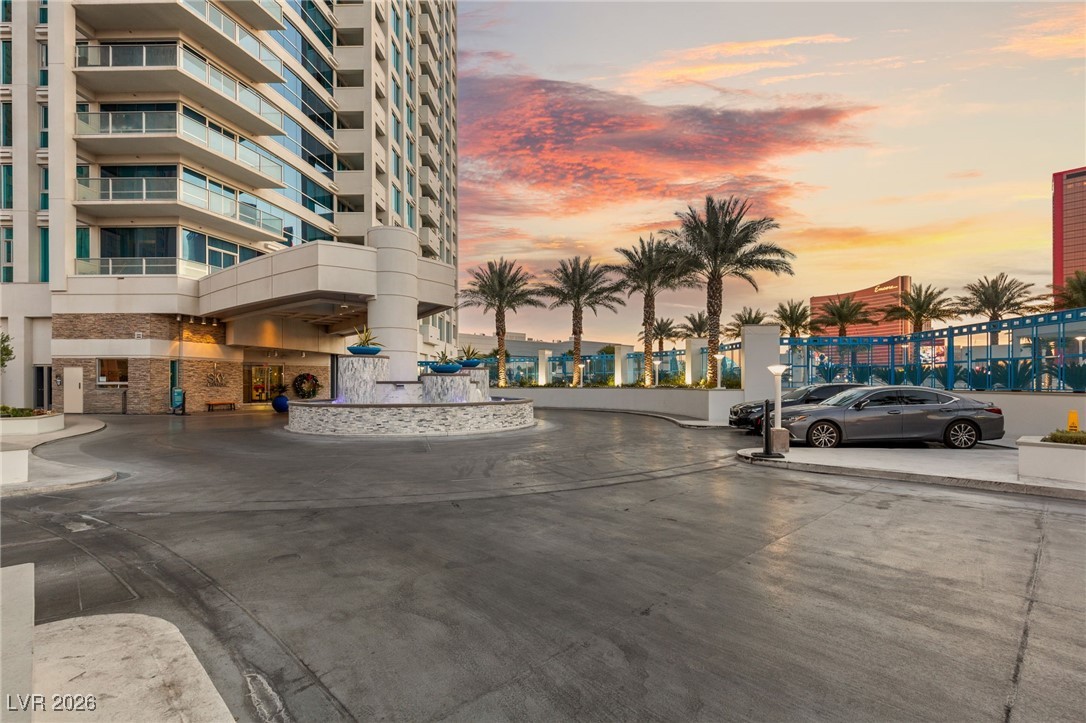 2700 Las Vegas Boulevard 3705 Property Photo 23