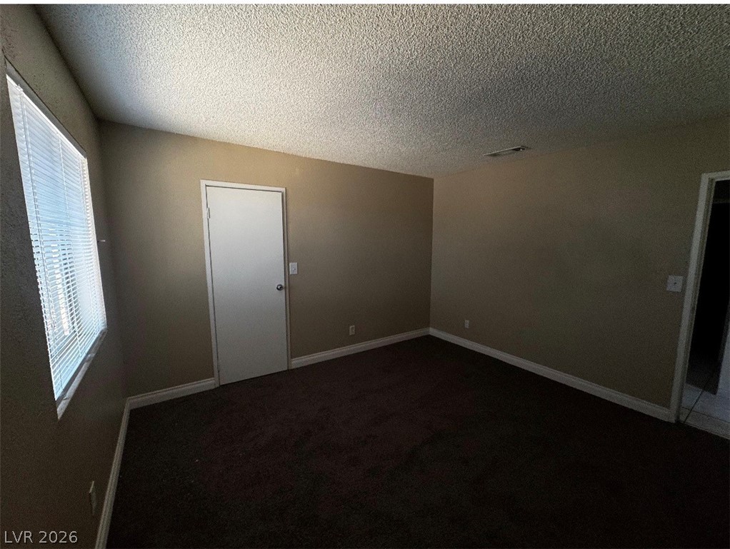 8 Britz Circle C Property Photo 6