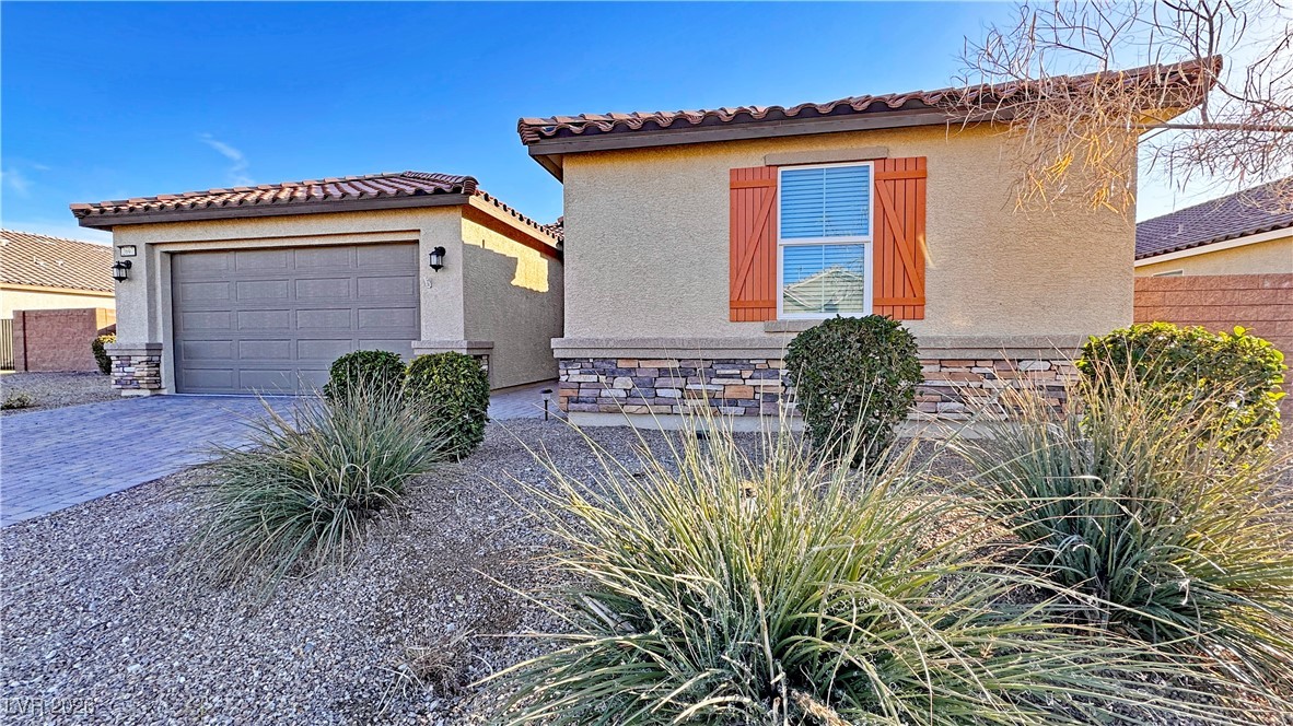 2697 Blossom Avenue Property Photo 4