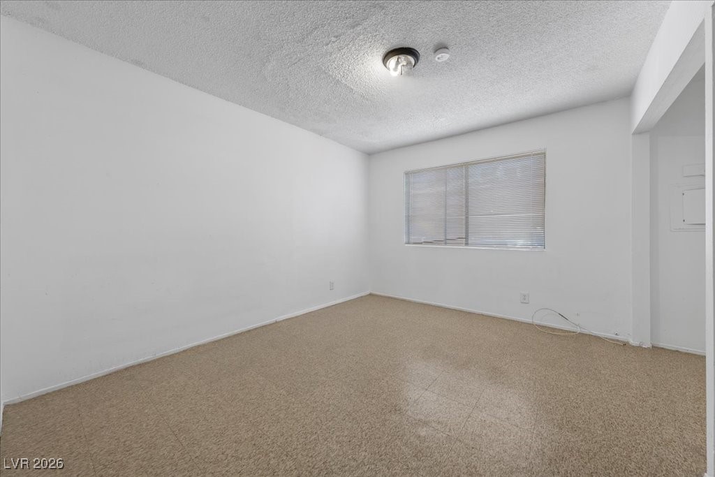 521 South Maryland Parkway A16 Property Photo 7