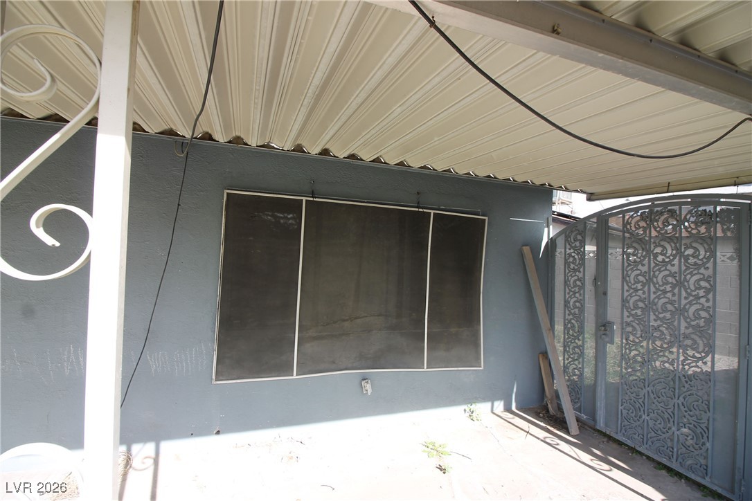4135 Comb Circle Property Photo 1