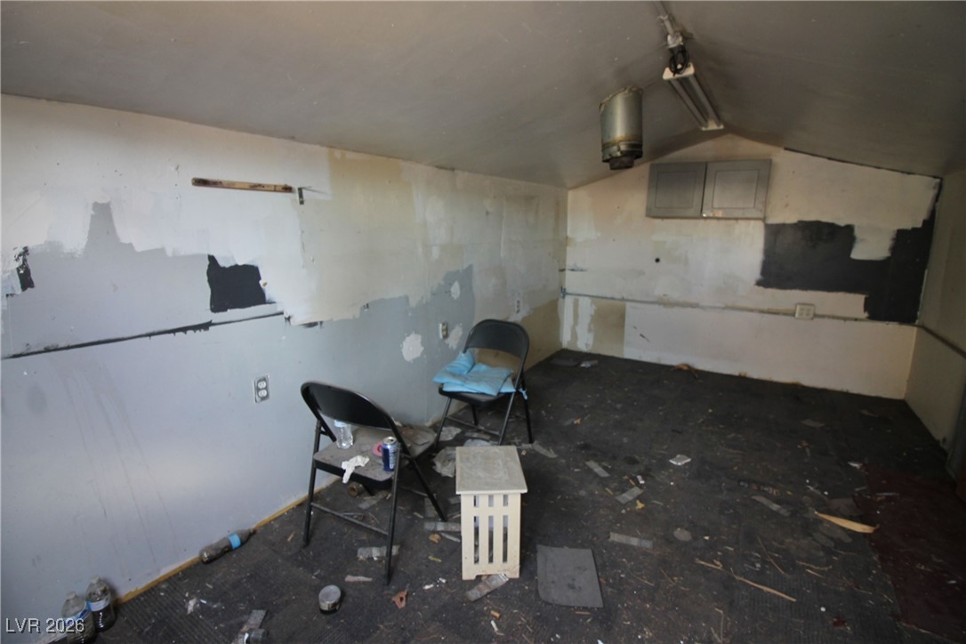 4135 Comb Circle Property Photo 6