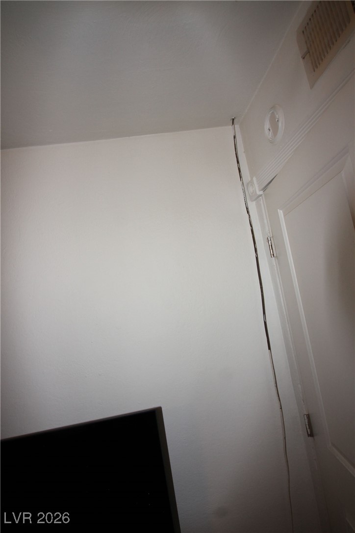 4135 Comb Circle Property Photo 18