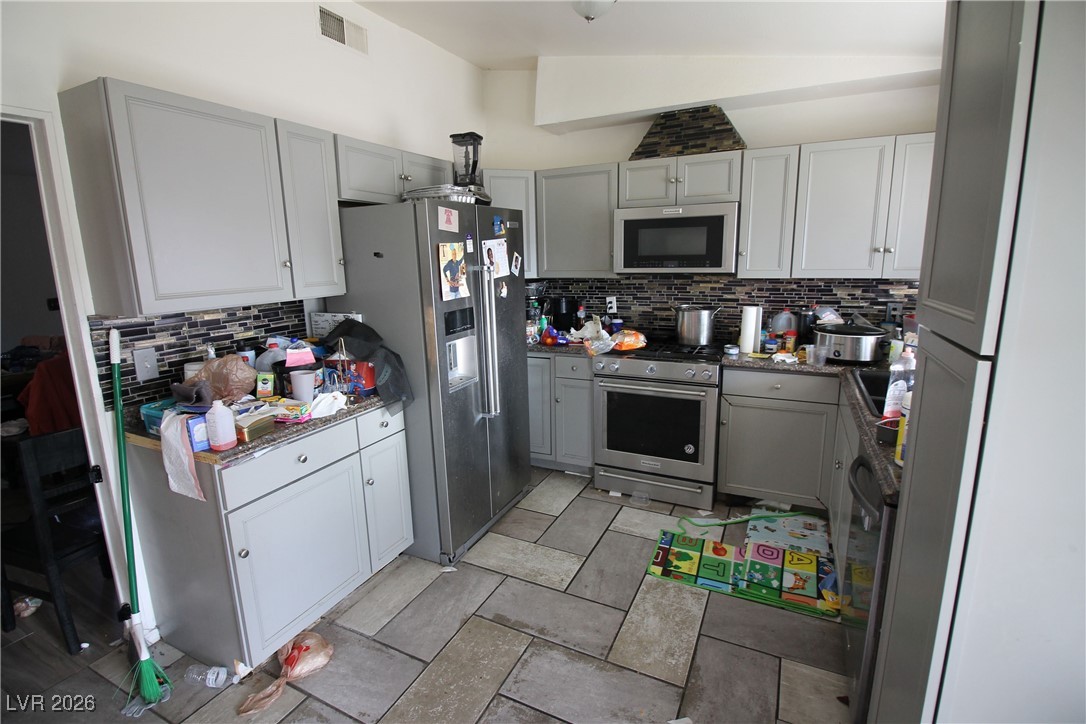 4135 Comb Circle Property Photo 46