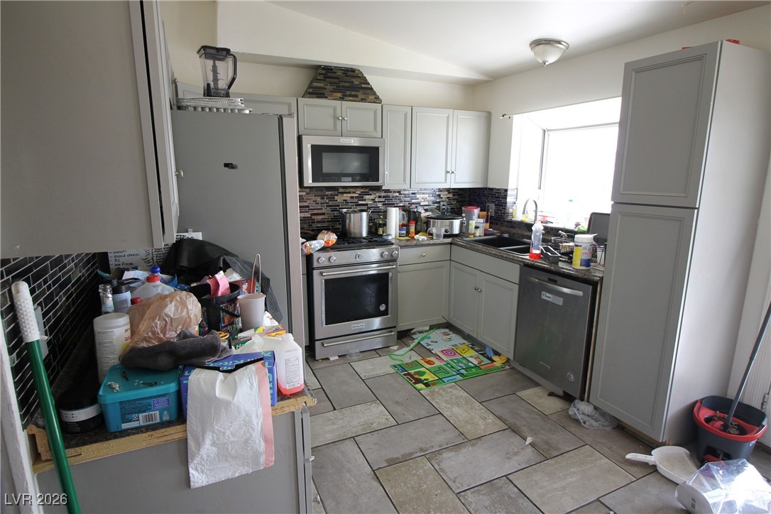 4135 Comb Circle Property Photo 47