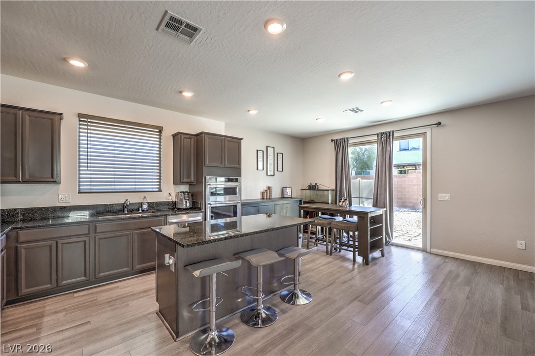 6919 Stone Cactus Street Property Photo 12