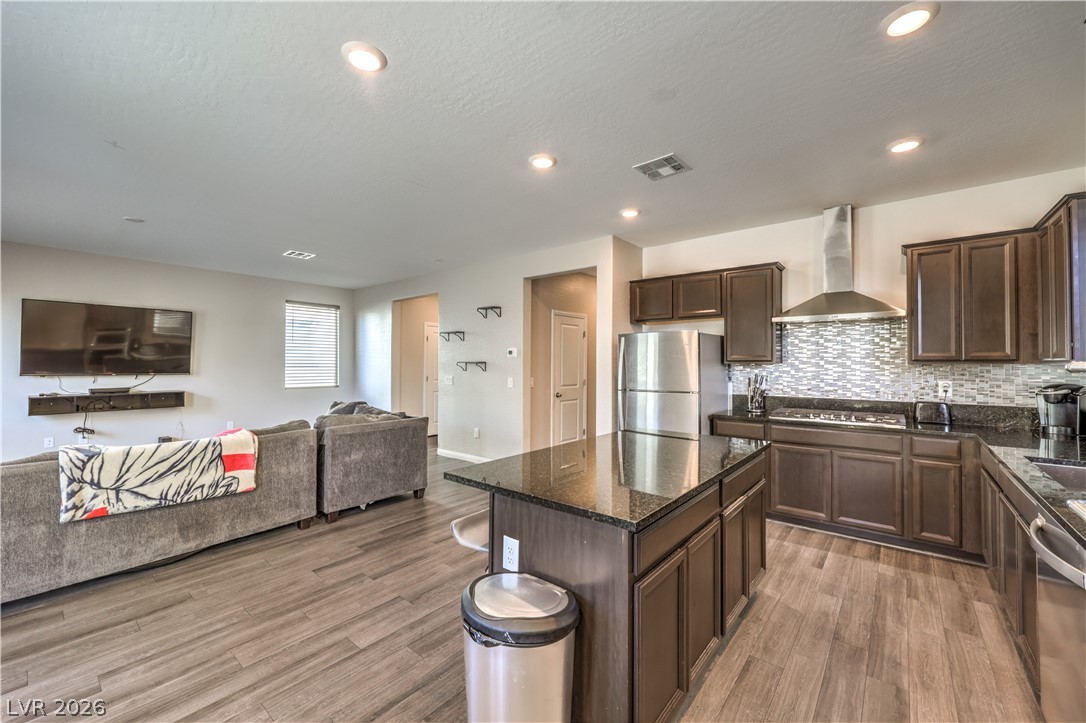 6919 Stone Cactus Street Property Photo 14