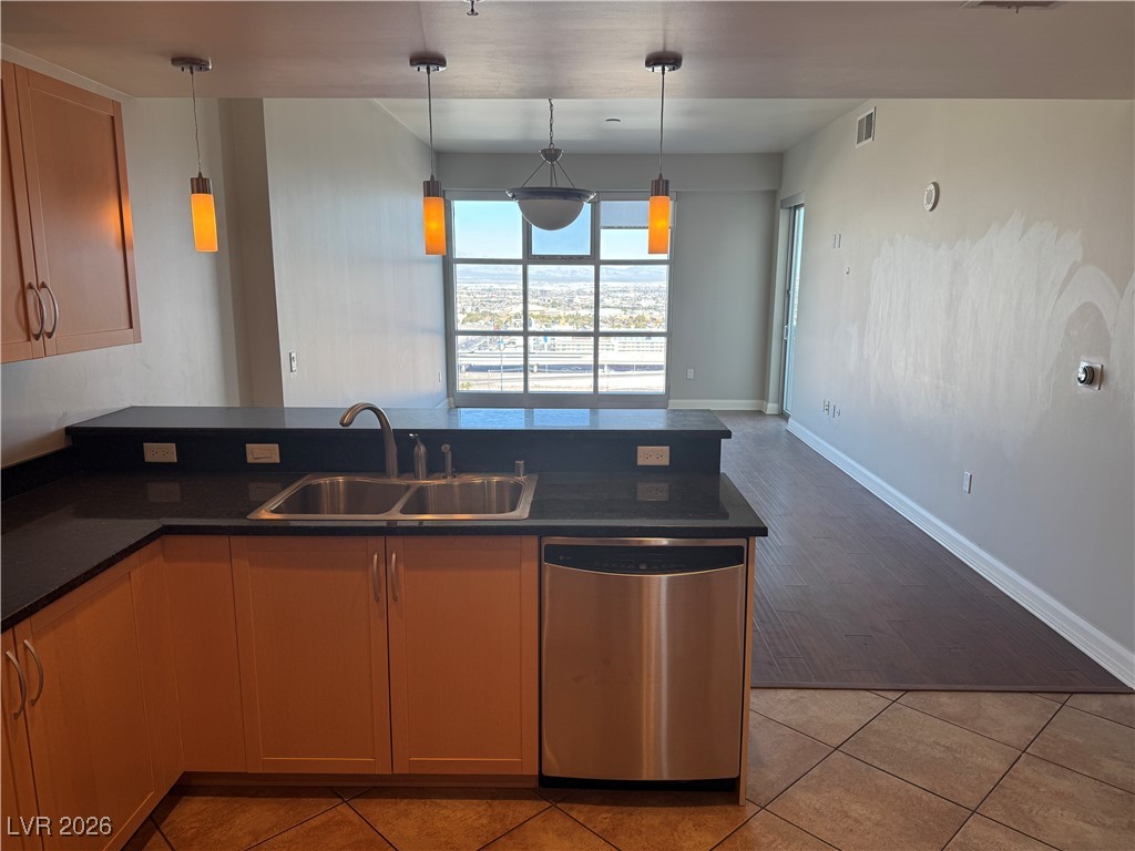 150 Las Vegas Boulevard 1716 Property Photo 7