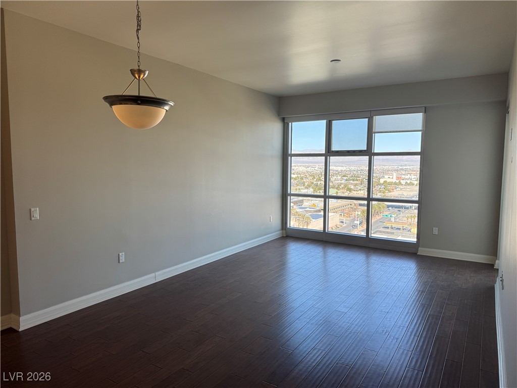 150 Las Vegas Boulevard 1716 Property Photo 9