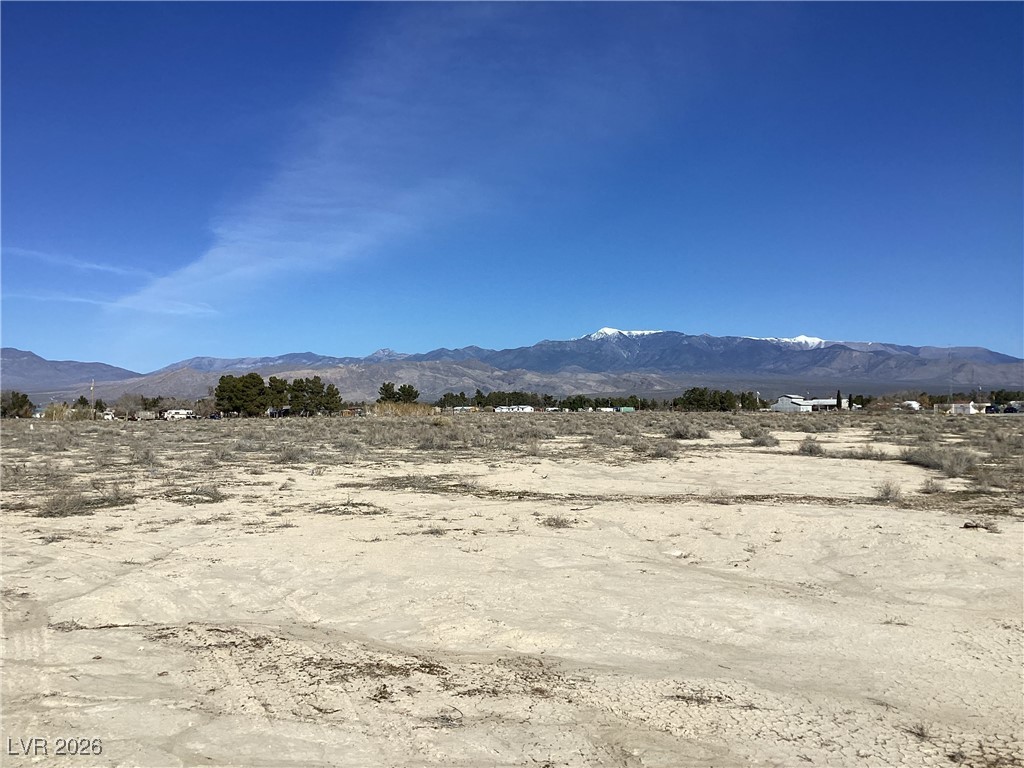 7801 Squaw Valley Road Property Photo 4