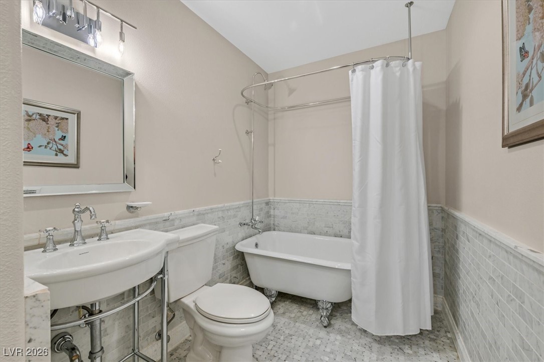 1809 White Hawk Court Property Photo 44