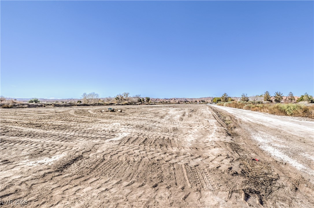 1080 North Moapa Valley Boulevard Property Photo 8