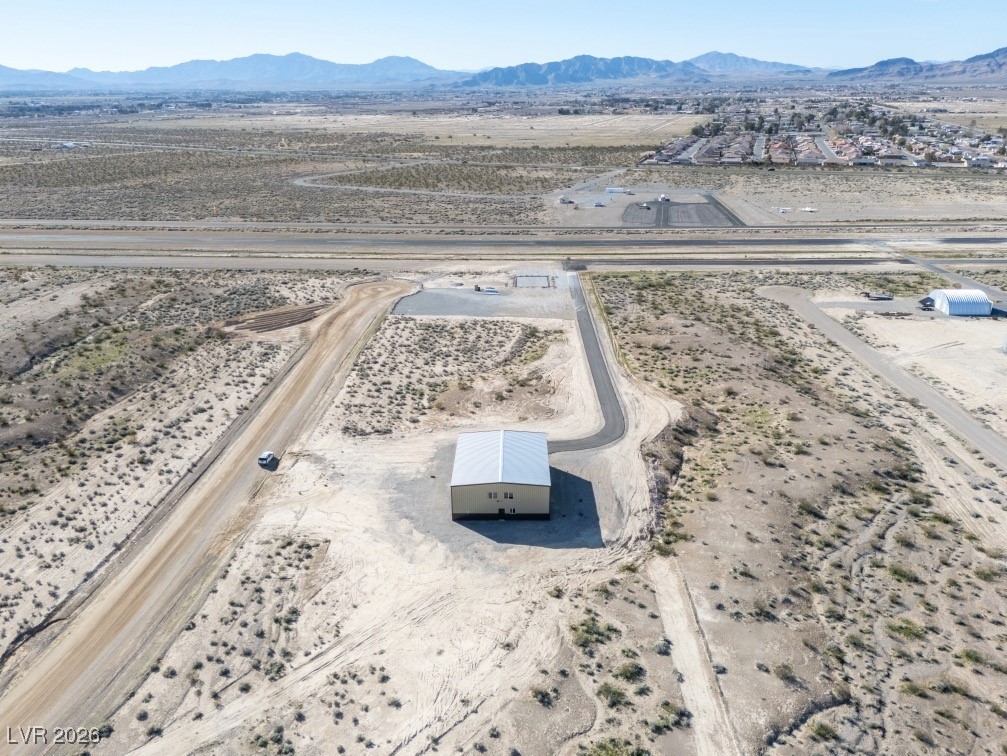 1180 East Airplane Place Property Photo 16