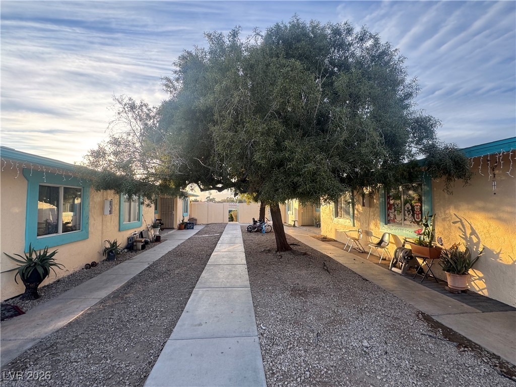 2220 North Lamb Boulevard Property Photo 2