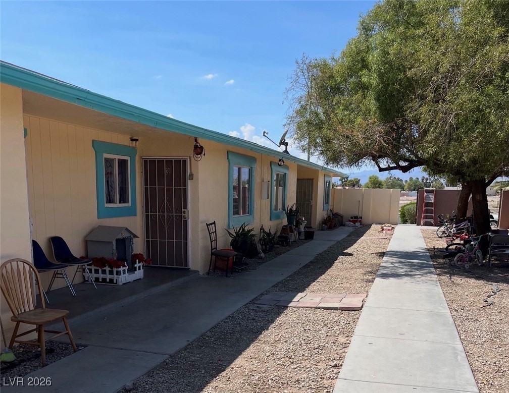 2220 North Lamb Boulevard Property Photo 8